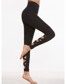 Crisscross Cutout Capri Leggings