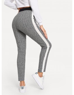 Contrast Side Seam Plaid Leggings